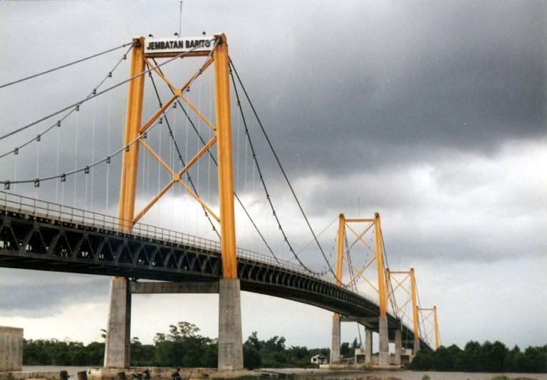 Jembatan Ikonik Di Indonesia Kompaspedia