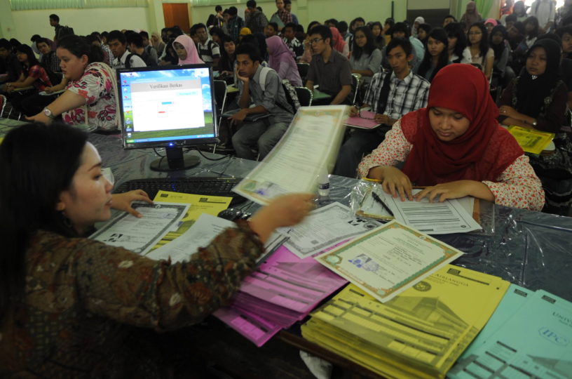 Sejarah Sistem Penerimaan Mahasiswa Baru Di Indonesia – Kompaspedia