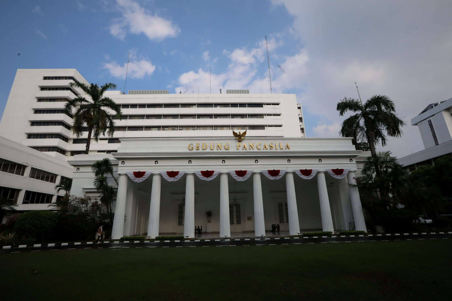 Kronologi Pendirian Dan Perkembangan Awal Departemen Luar Negeri ...