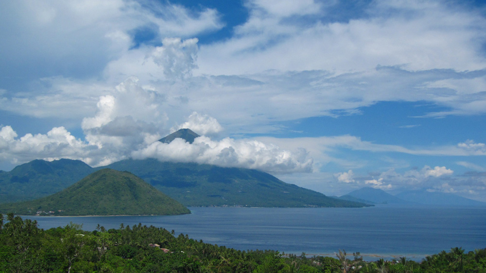 Kota Tidore Kepulauan: Kota Berkembang Dalam Balutan Sejarah Kesultanan ...