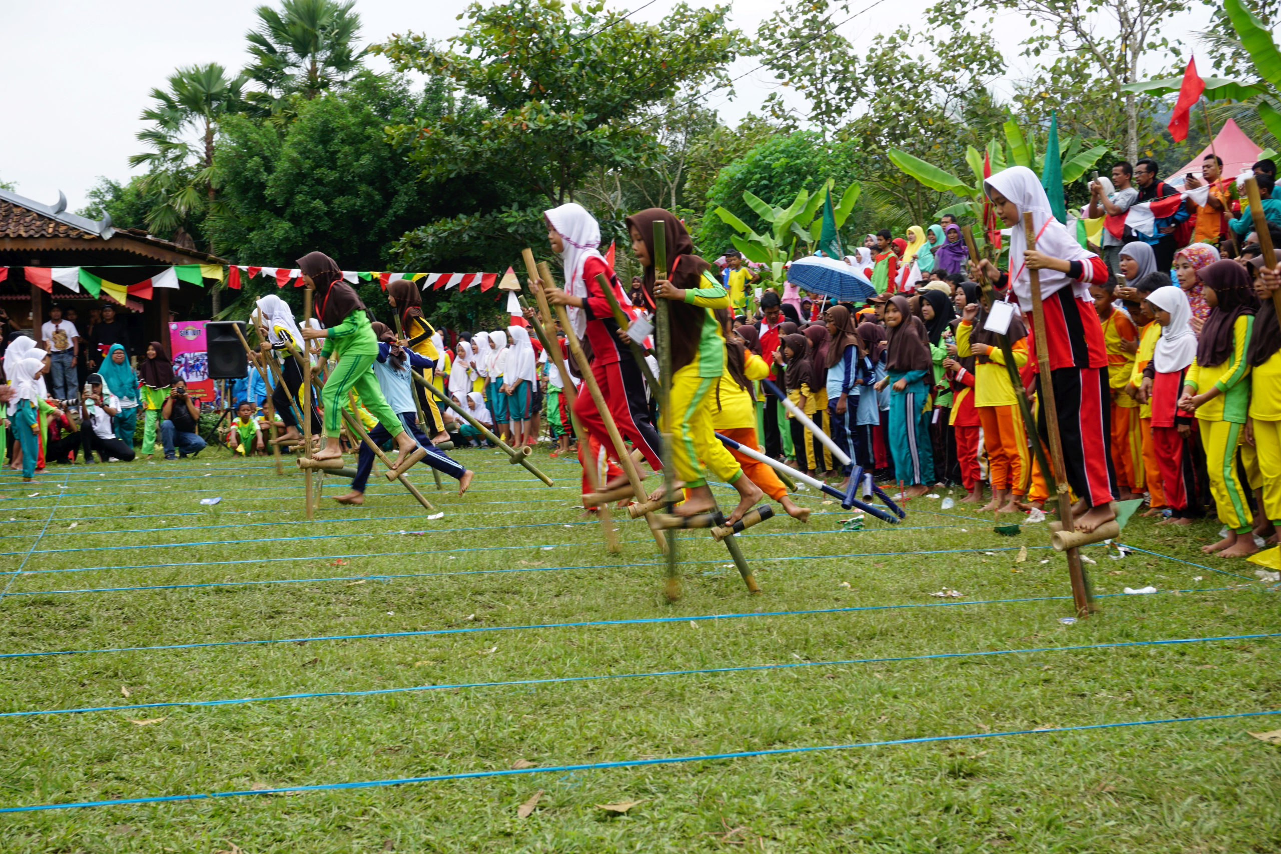 tergerusnya-permainan-tradisional-kompaspedia