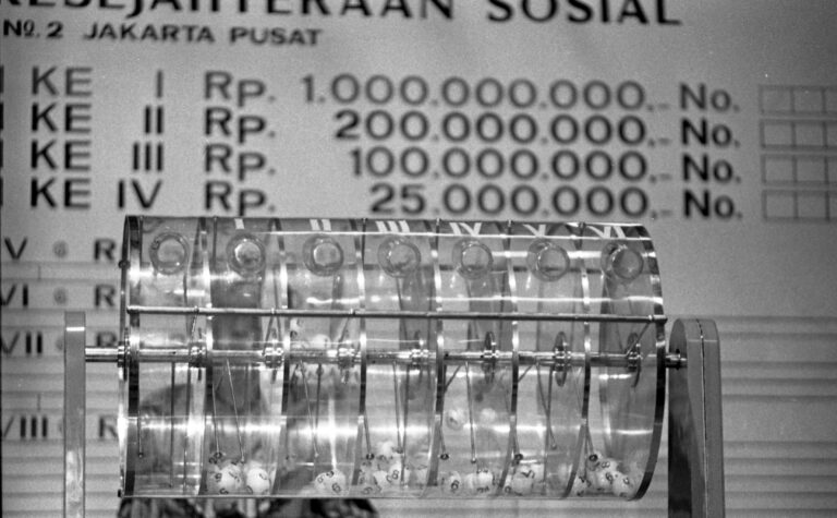 Sejarah Perjudian Di Indonesia: Dari Masa Kuno Hingga Di Era Digital ...